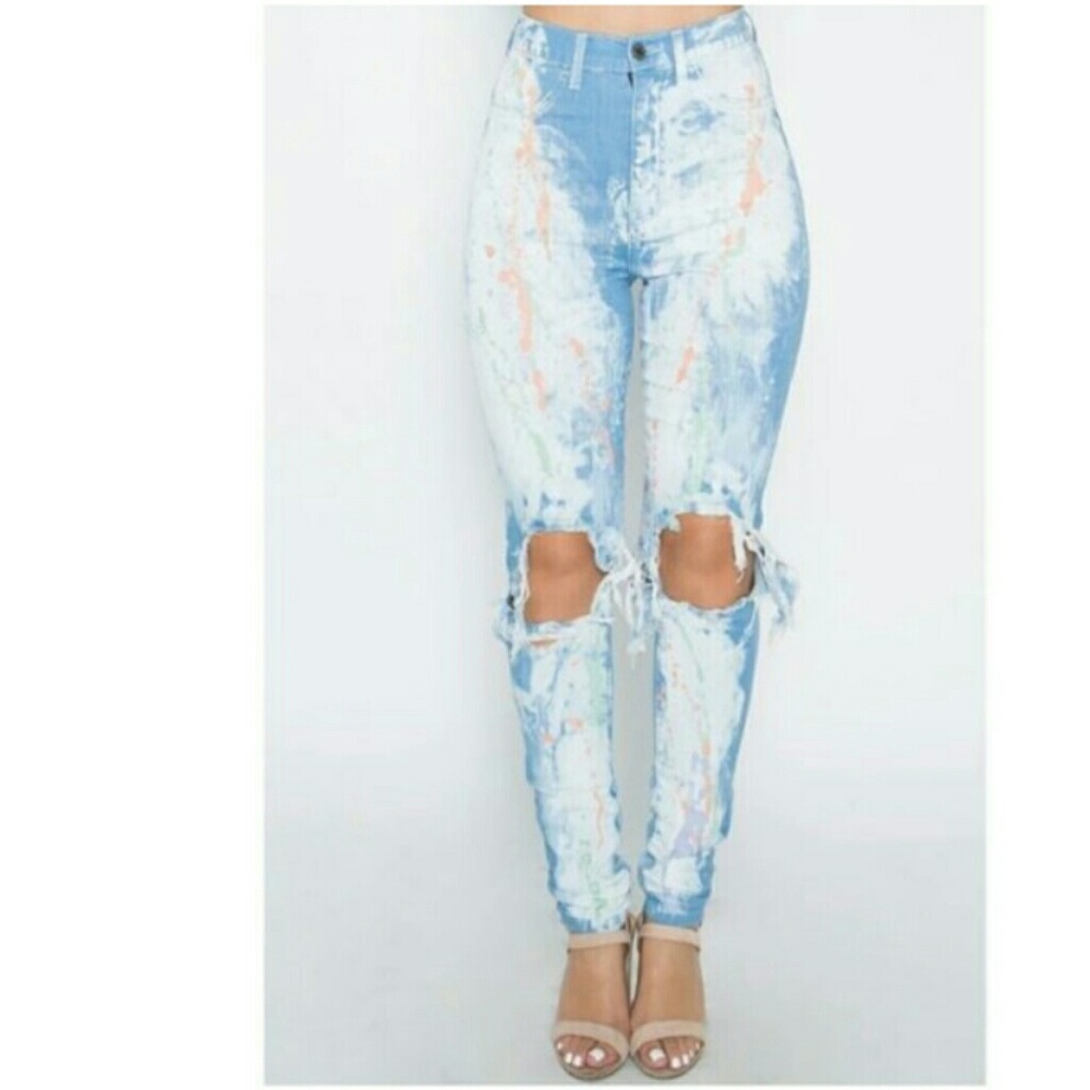High Waisted Jeans
